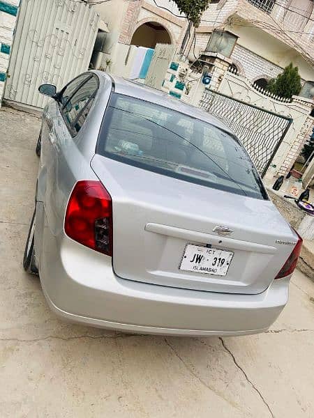 Chevrolet Optra - Full Option (Sunroof/Auto) 3