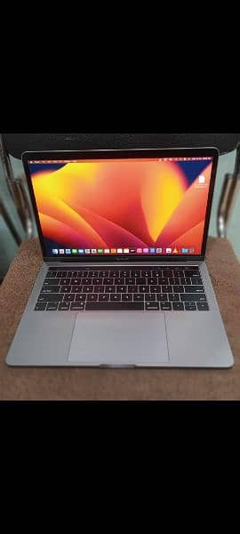 MacBook Pro 2019 Core i7 16GB 512GB 13" CTO Model A1989 0