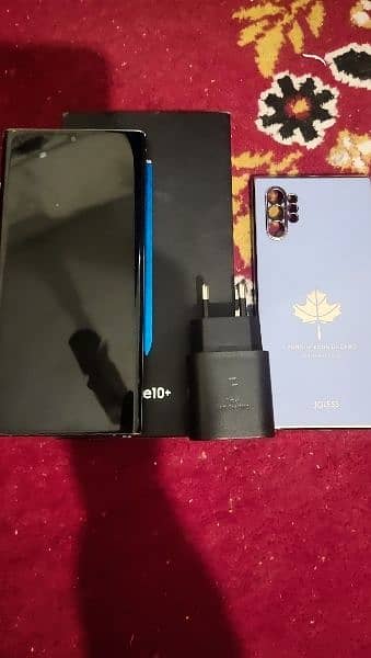 samsung note 10plus 5gwith box and charger came from abroad 2