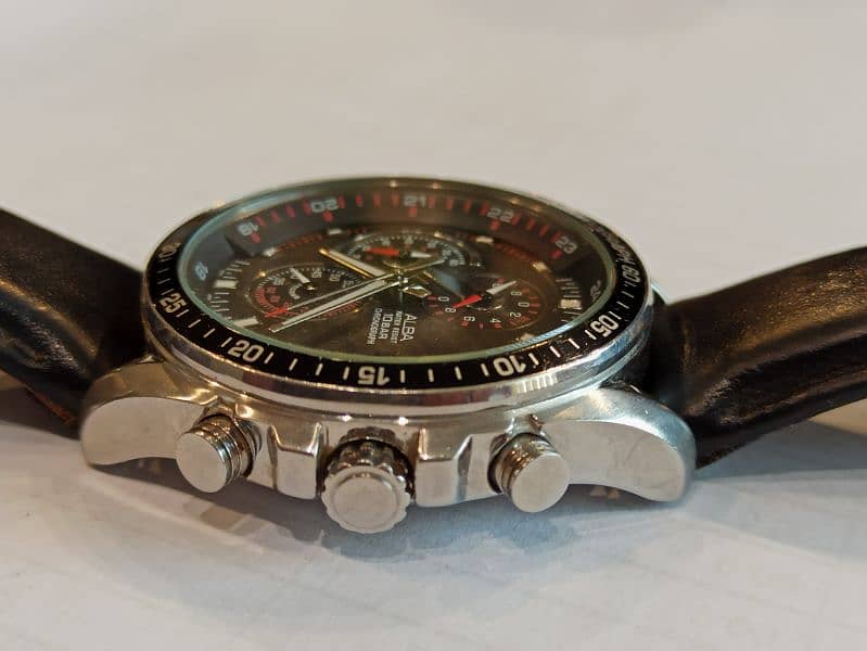 Alba chronograph 100M watch original 4