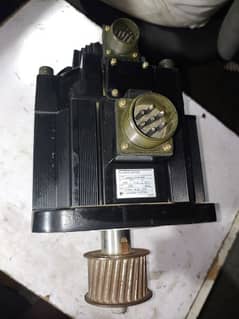 Yaskawa Servo motor 1.8kw with break