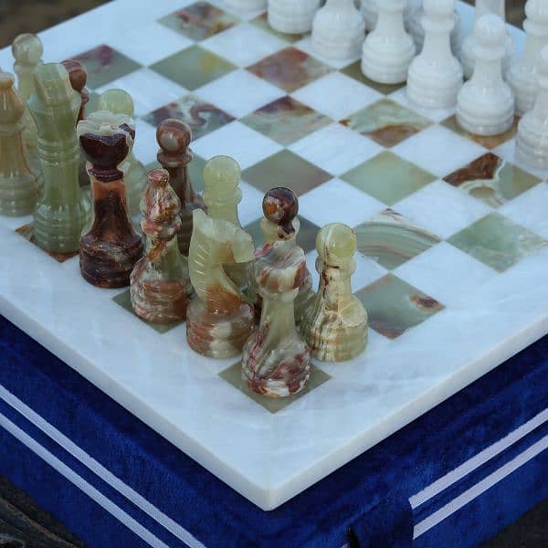Handmade Elegant Marble chess set with Velvet Gift box 0