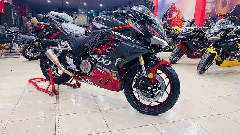 250cc and 400cc sports racing heavy bikes in Chinese replica brand new 6
