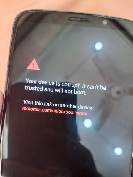 Moto Z3 Software issue SEE Pics 1