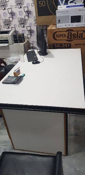 office table with imported sheets life time kharab ni ho sakta 1