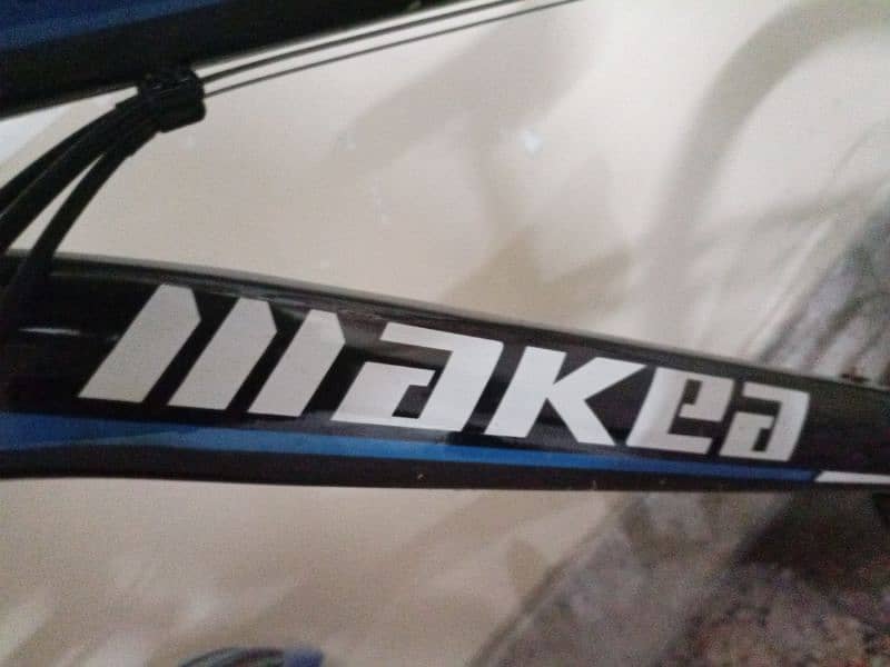 makea mountain bike 9/10 conditon 6