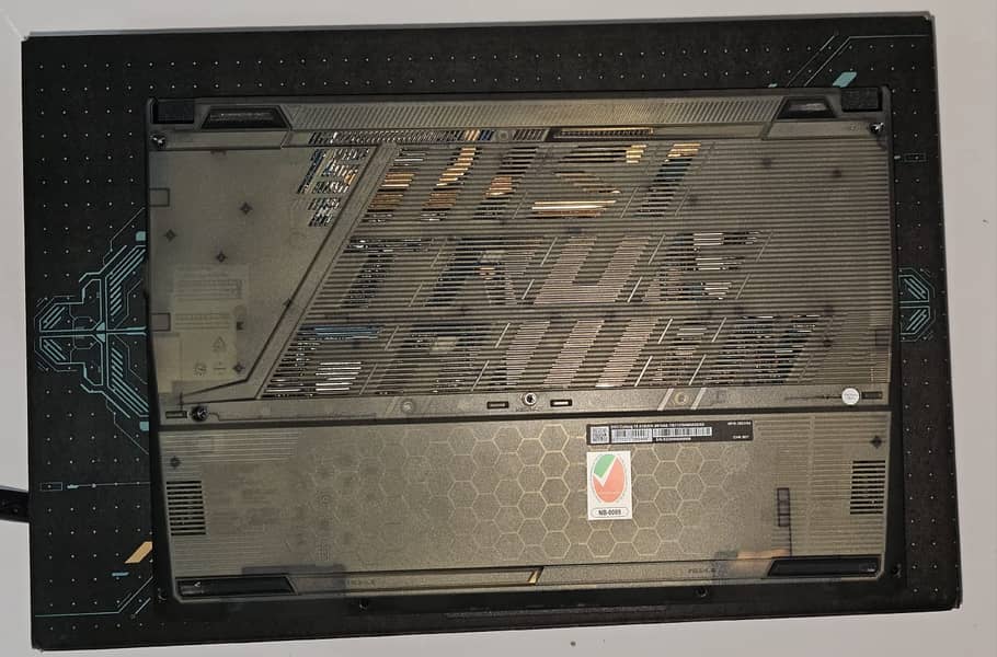 MSI Cyborg Gaming Laptop 13700H 6