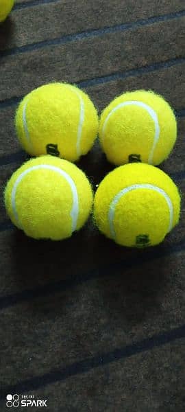 Tennis Balls 0