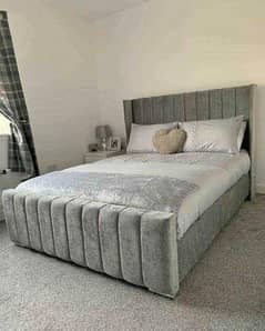 *Double bed / bed set/furniture/king size bed/wooden bed*
