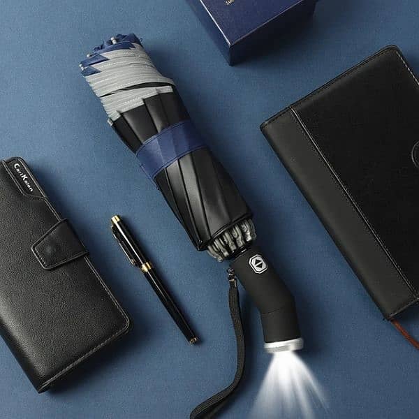automatic portable Folding Umbrella with Flashlight Executive Size 4