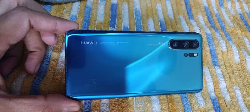 Huawei P30 Pro 0