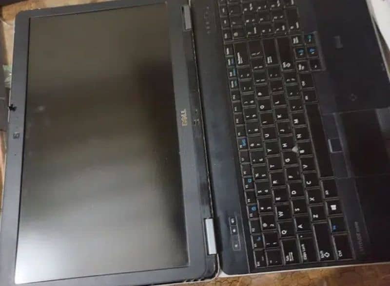 Dell Laptop E6540 i7 4th Gen 8GB/500GB 2GB-Graphic Card 9