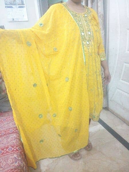 bridal mehndi  fancy suit. A line shirt with mirror work,churi pajama 0