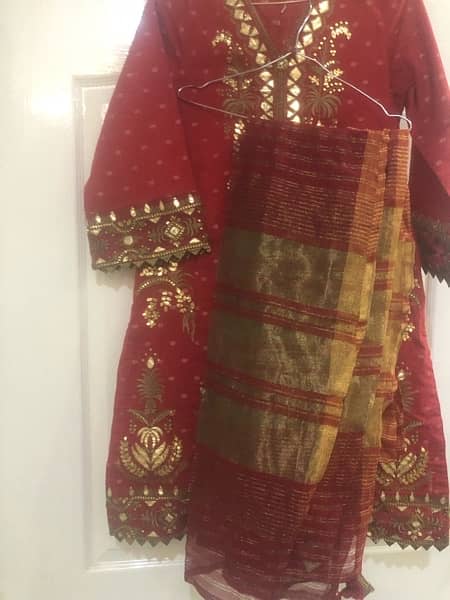 Red 2 piece shirt and dupatta small size 3