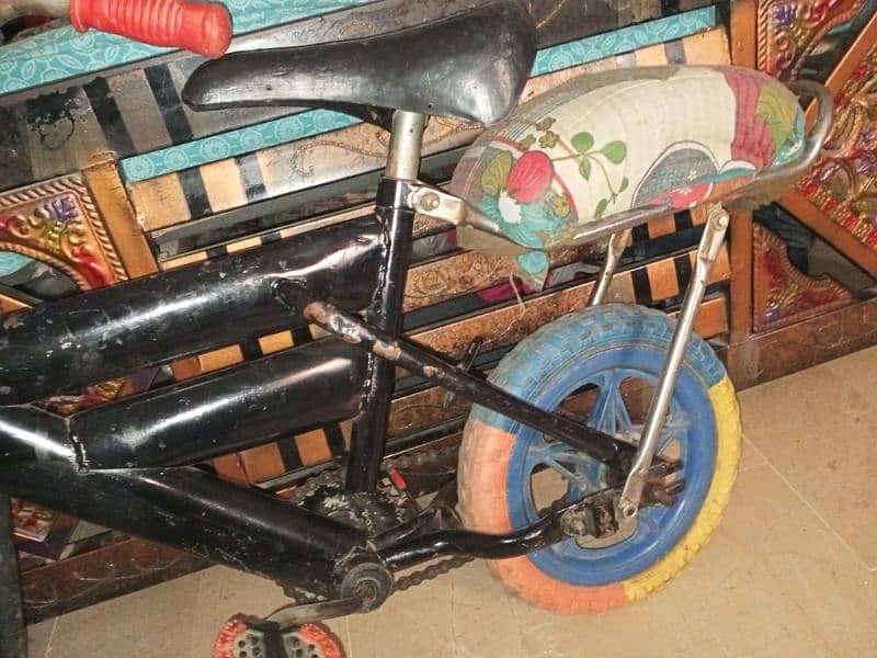 2 used bicycles 10/6 condition but working sale today 2