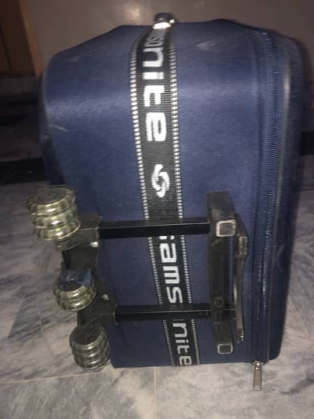 2 Big Luggage For Sale 0