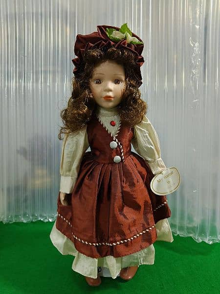 collectable ceramic doll 0
