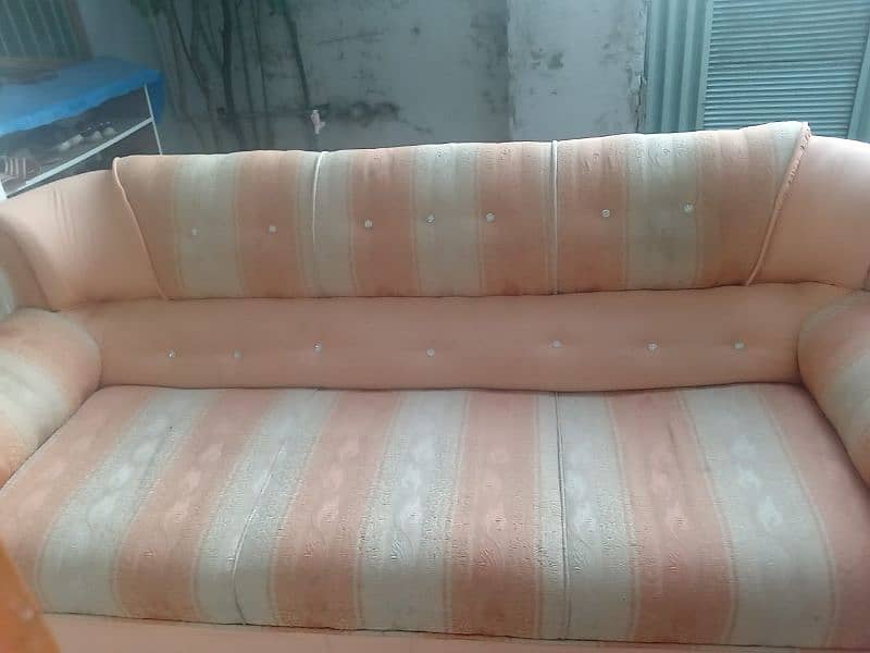 5 Seater full poshish Lush Condition Sofa set 3