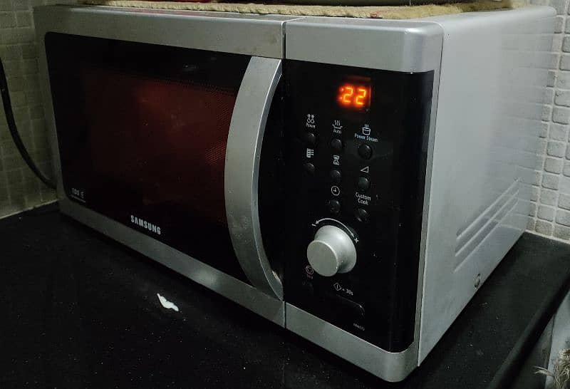 Microwave oven - Samsung MW872SK 1