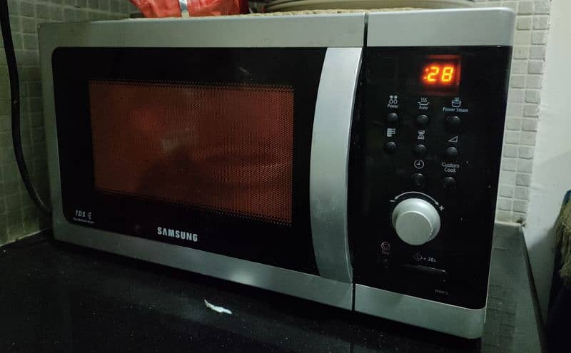Microwave oven - Samsung MW872SK 2