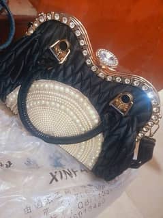 different style purse in low price