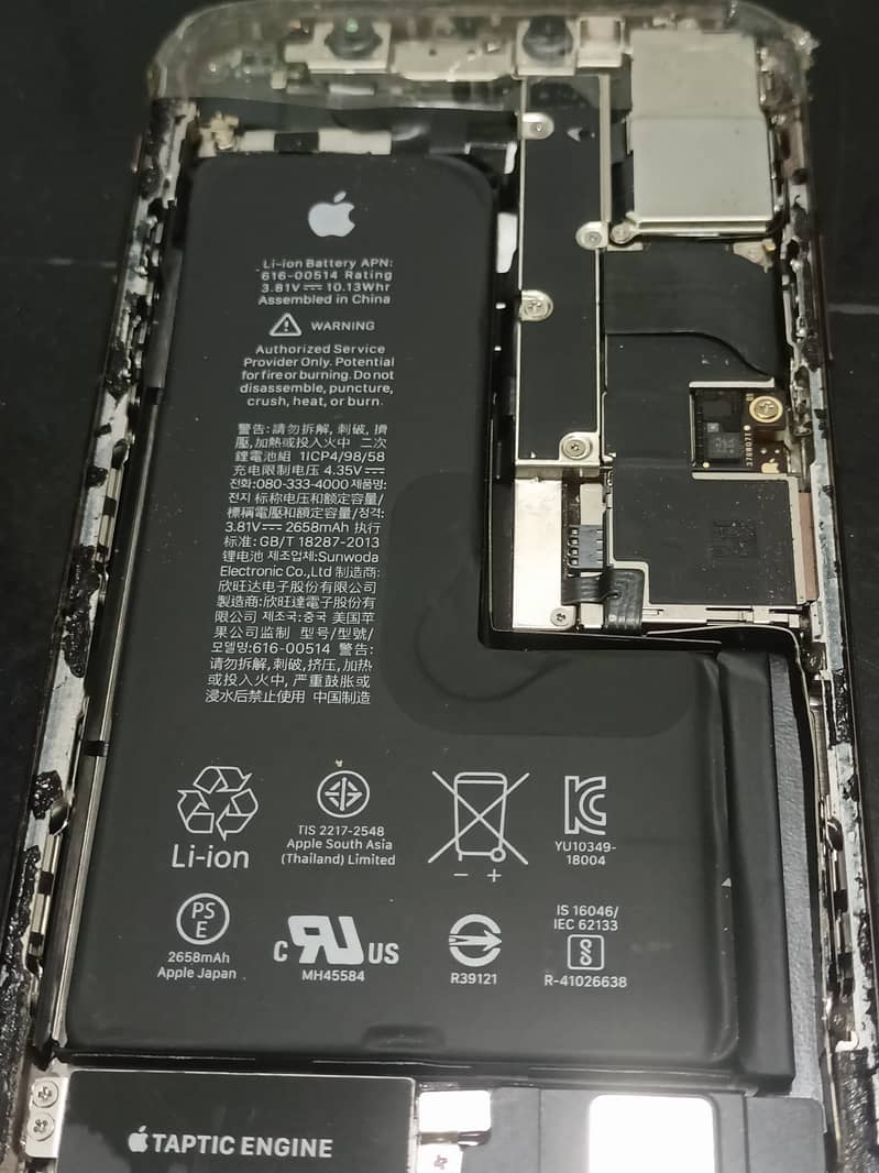 iphone xs camera and set for parts 3