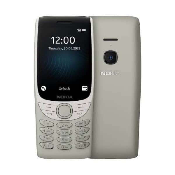 Nokia 8210 1