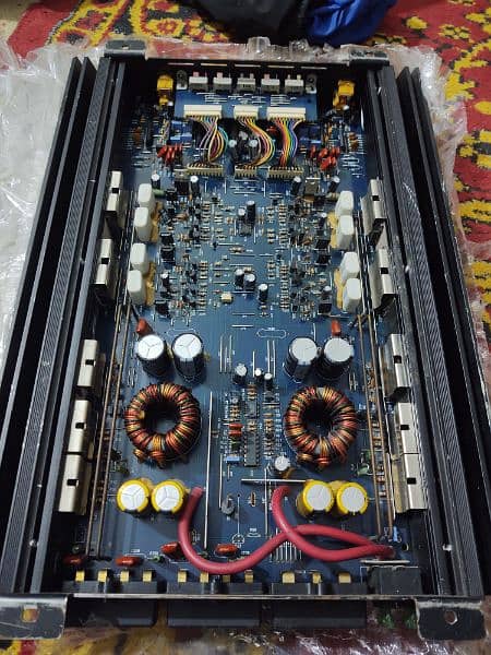 Original imported Branded Geniune JEC Korea 5channel heavy amplifier 12