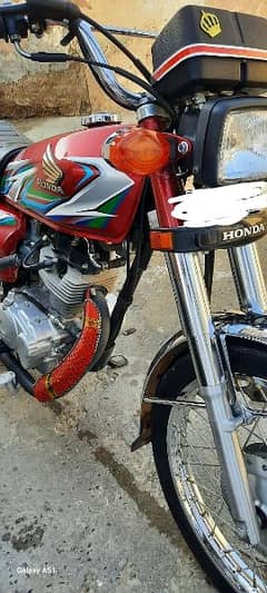Motorcycle Honda 125 for sale 0
