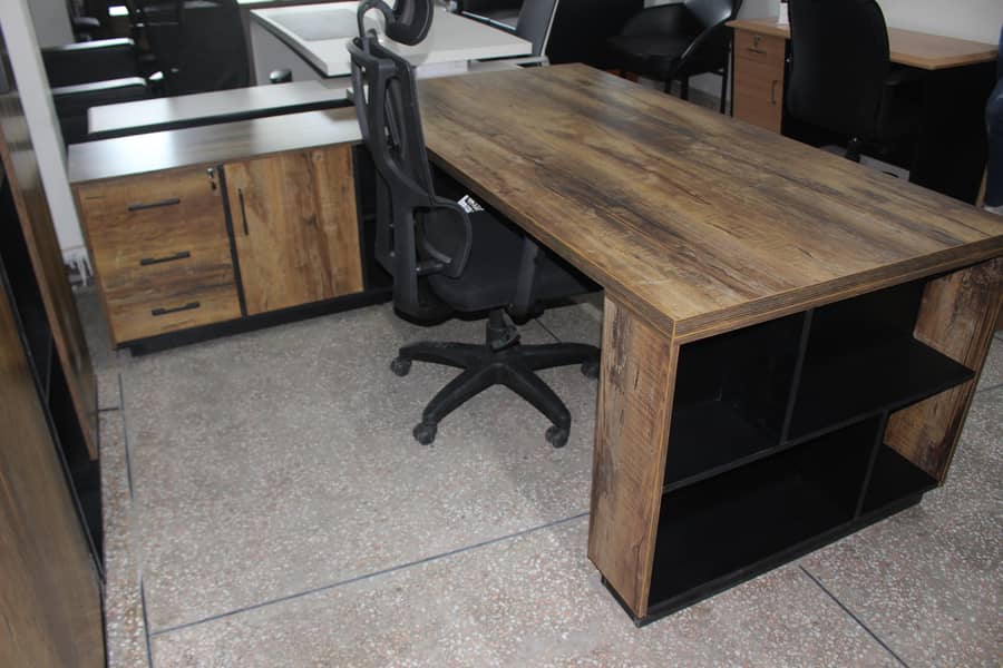Office Furnitures CEO , Executive Tables and Chairs 8