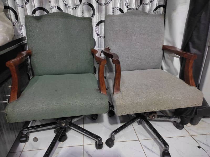 office chair/Chairs /Revolving chair/Executive chair/Imported Chairs 5