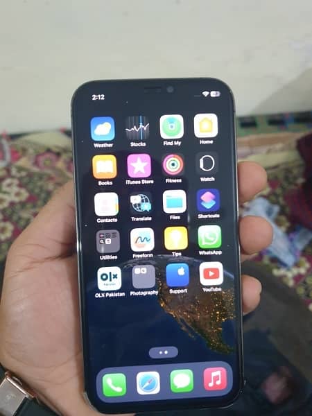 iPhone 12 Pro in Excellent Condition 4