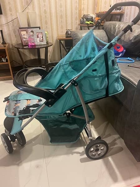 urbini 3 wheel pram 4