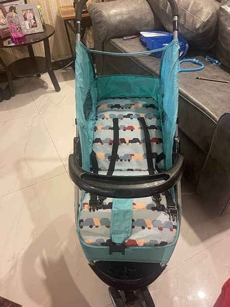 urbini 3 wheel pram 5