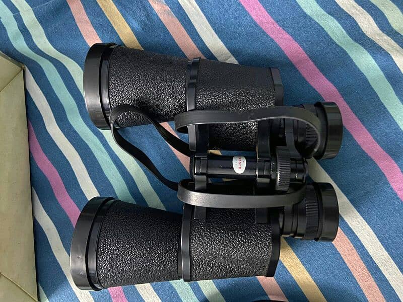 Binoculars in good condition 2