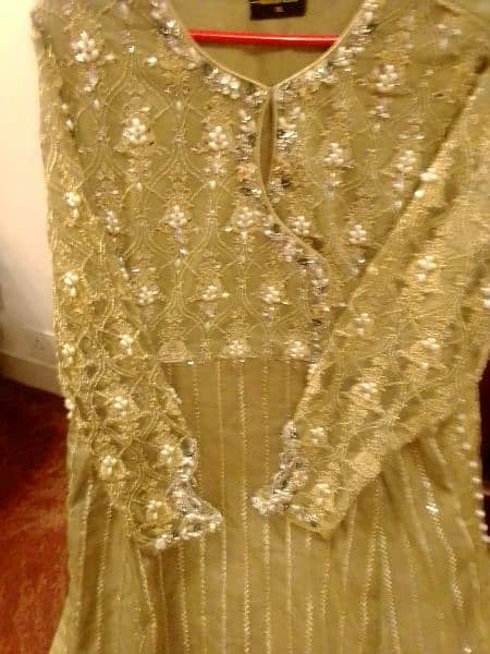Mahum Asad 3 piece formal dress 4