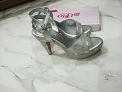Brand new bridal footwear of stylo  at 80% discount