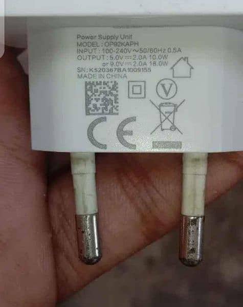 realme 18 wat fast charger original box wal for sall 5