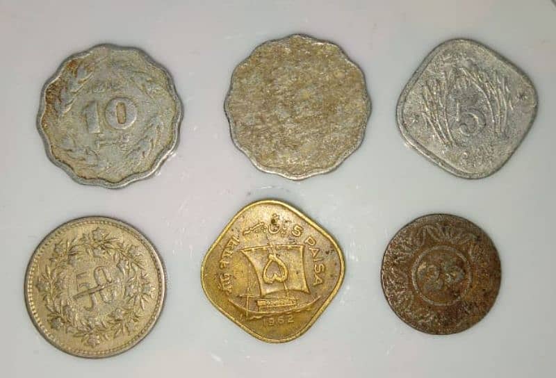unique pak old and new coins 12
