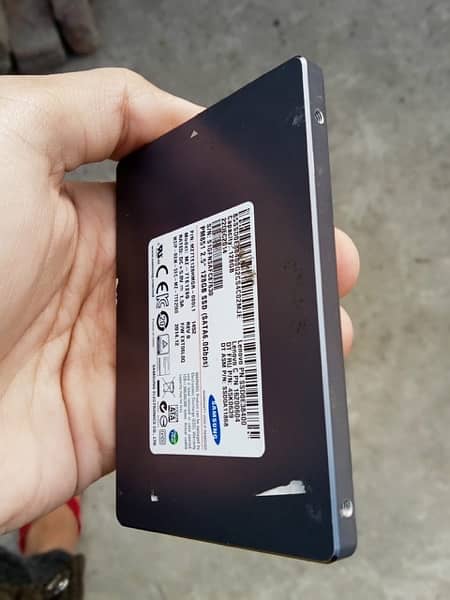SSD Samsung top end ssd 128 gb / speed 6.0 gb per second 0