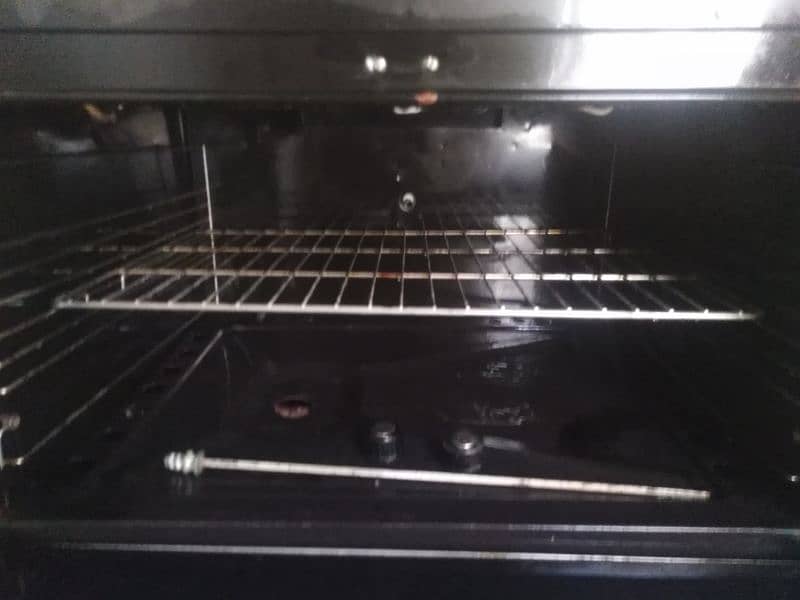 Gas stove, oven 4