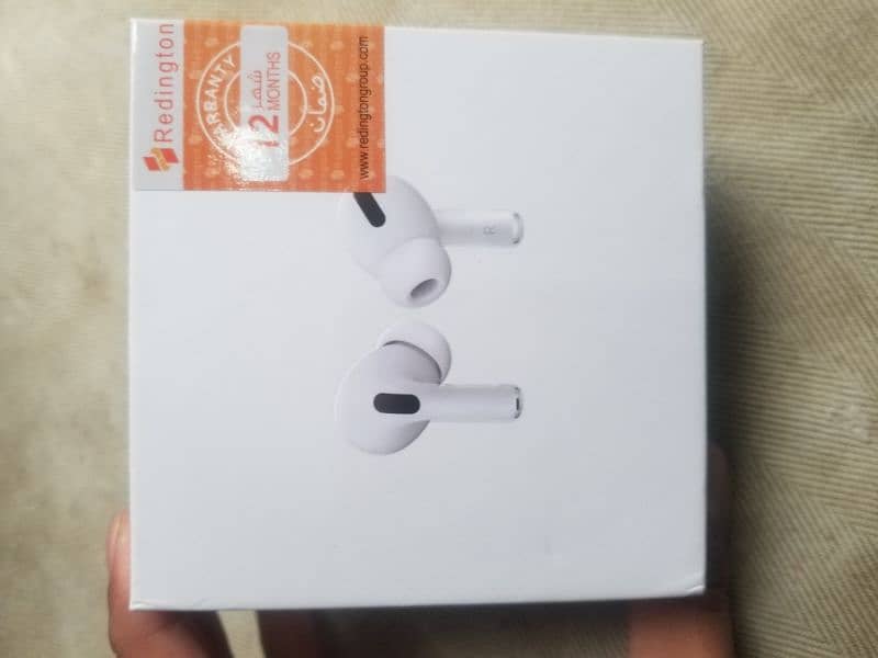 Airpods pro with wireless charging case made in Japan. 5