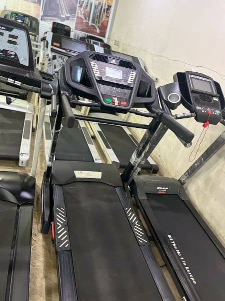 Treadmills/ Running Machine 0321/18/22/576 9