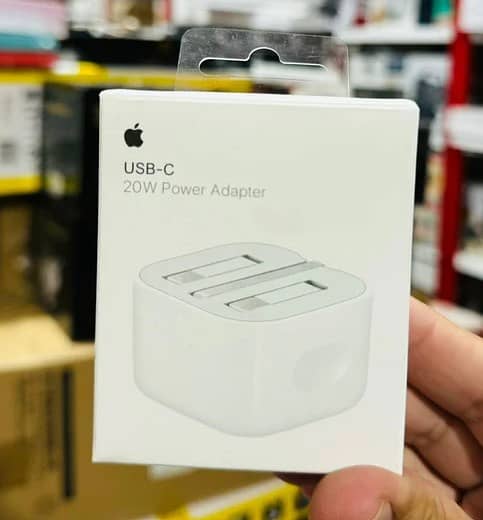 iPhone Charger (20W Original iPhone Charger) 1
