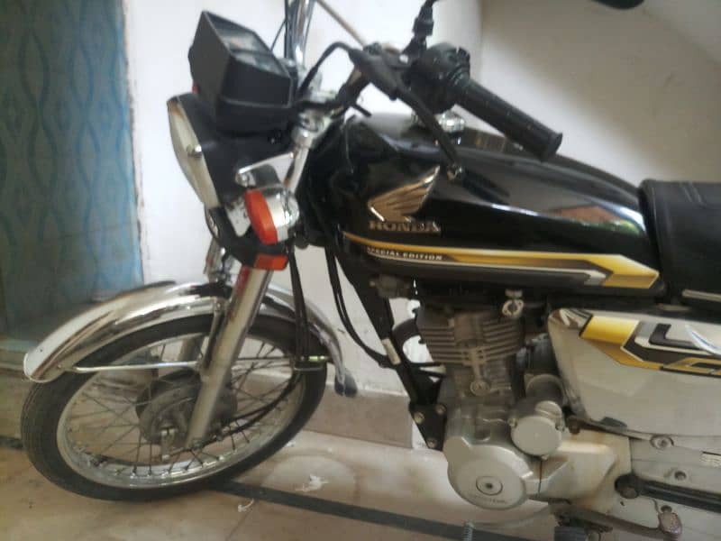 125 special edition model 2021 very good condition for sale 1