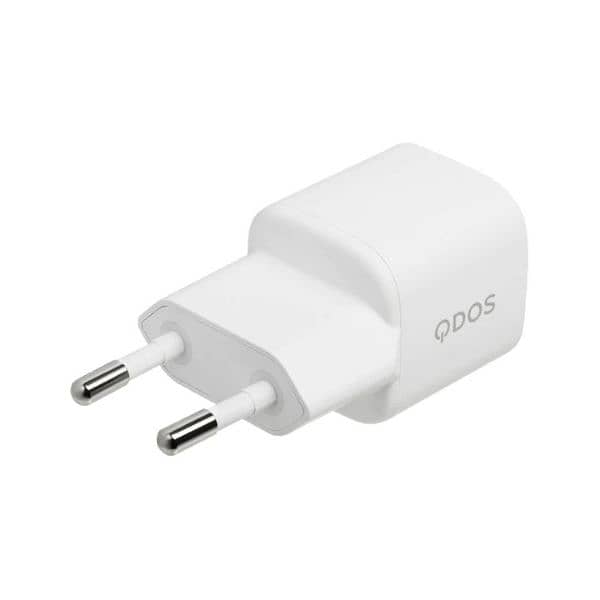 QDOS 20W Type-C Charger Powercube Mini 20 USB-C Power Adapter 1