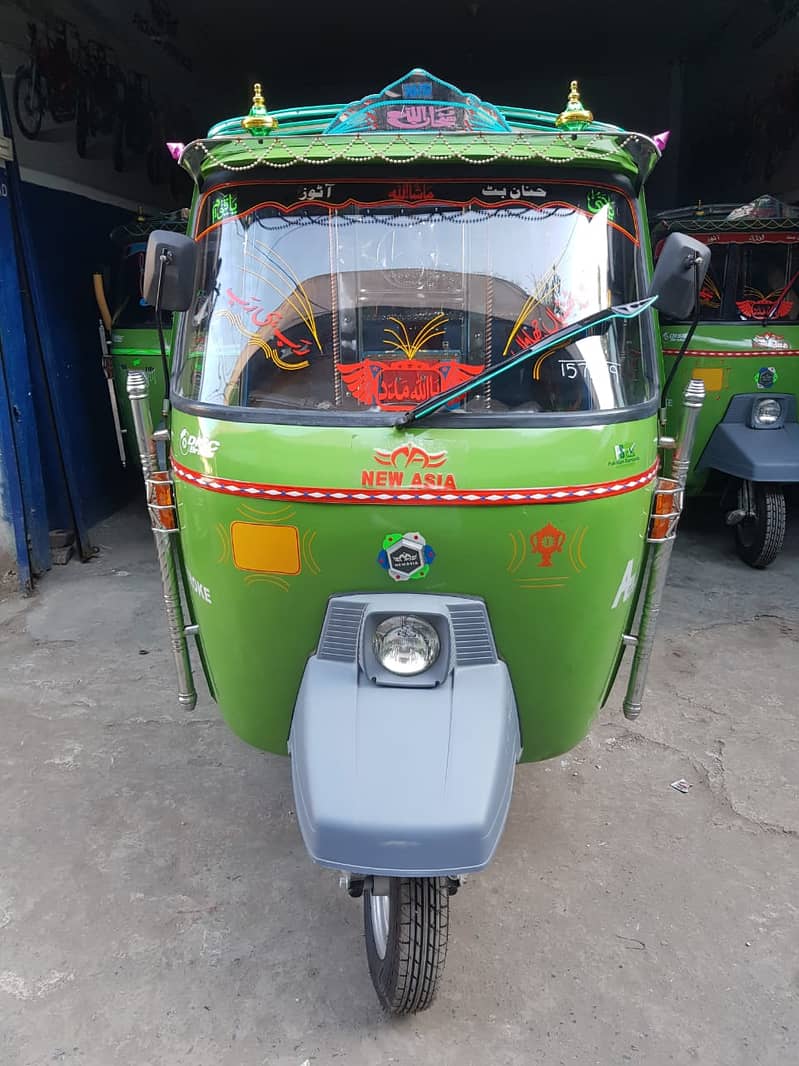 New asia 200 cc double shak Auto rikshaw with camera lcd 2
