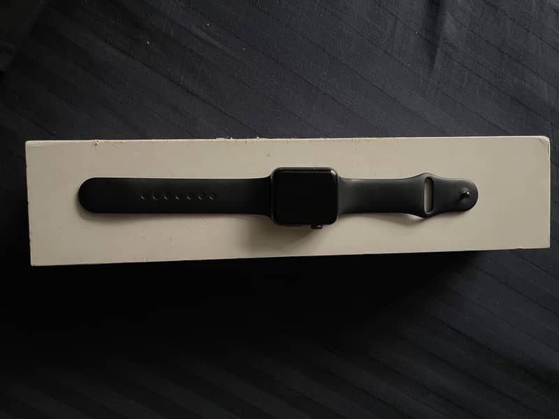 Apple watch Series 3.42mm 1