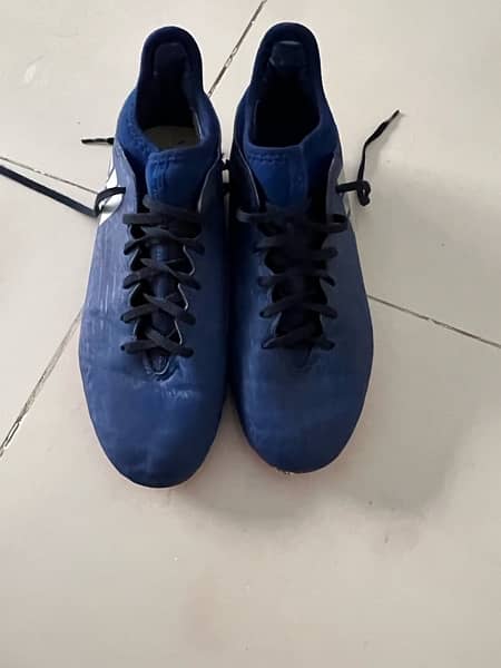 football shoes 4