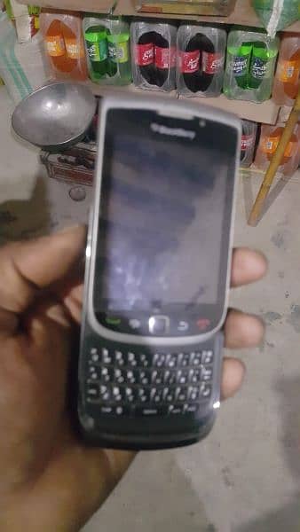 BlackBerry 9800 03052257319 4